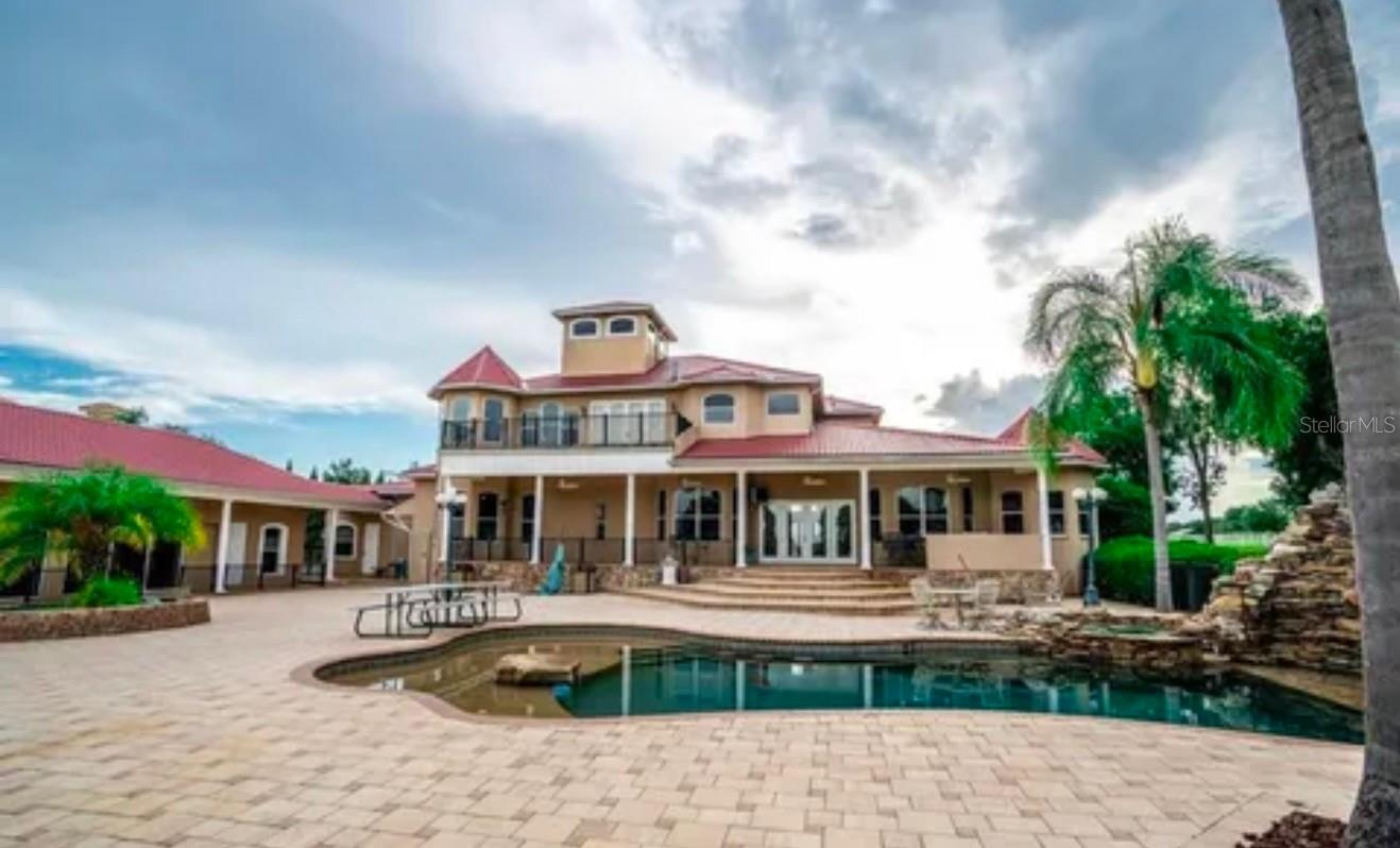 8 Acre Luxury Lakefront Estate with Fenced Pastures for the Horses near Tampa, FL $4,900,000