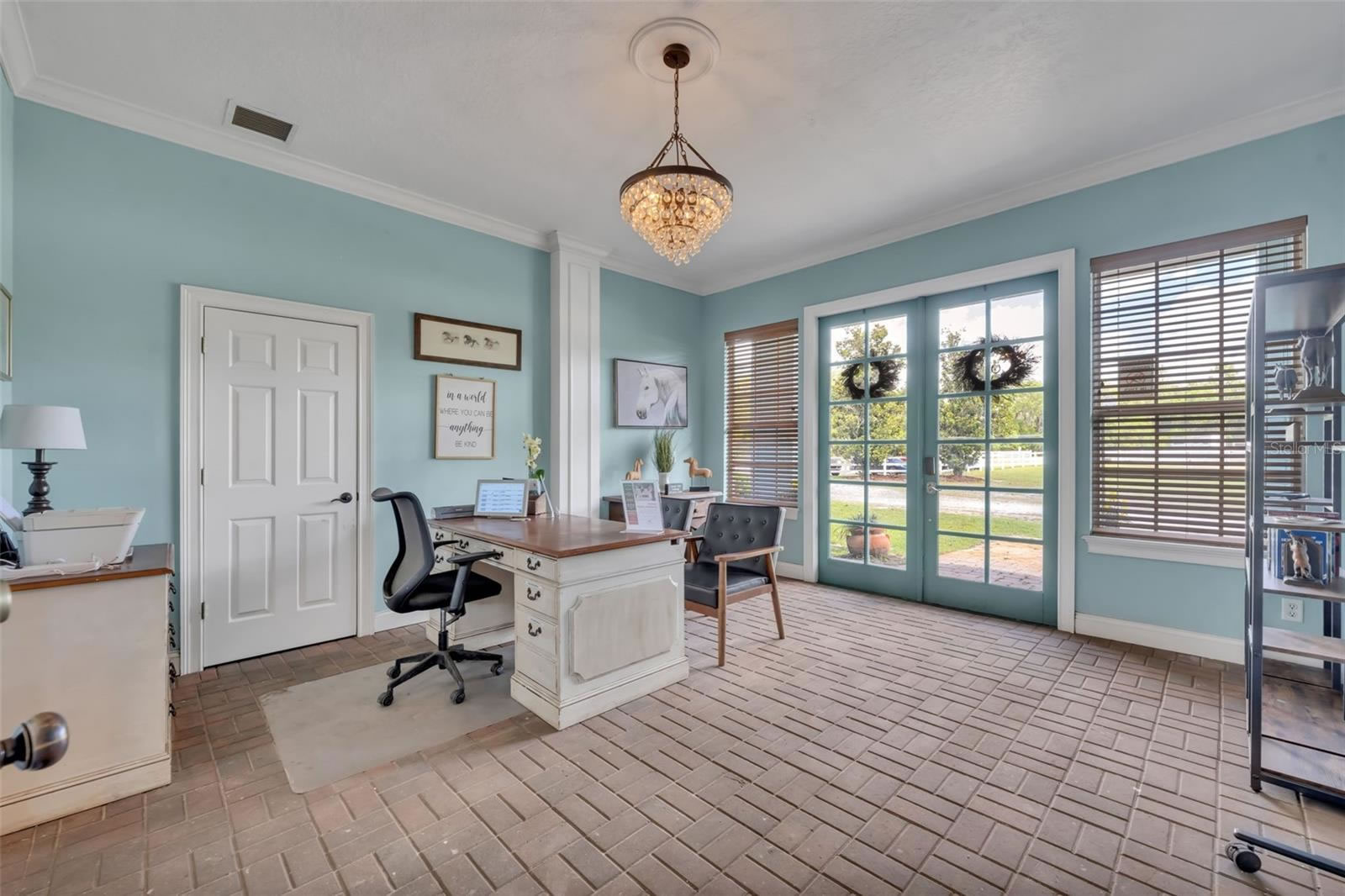 10 Acres Gates with 23 Stalls and 15 Paddocks For Sale in Geneva, FL $1,750,000