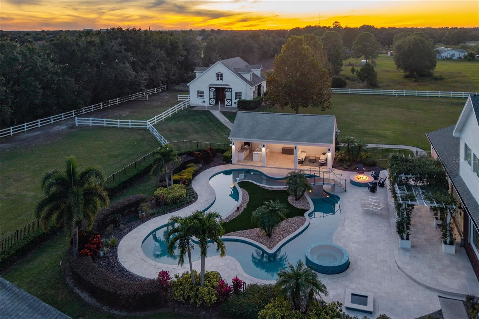 Luxury Equestrian Estate For Sale in Kissimmee, FL - $3,499,000 Luxury Equestrian Estate For Sale in Kissimmee, FL - $3,499,000